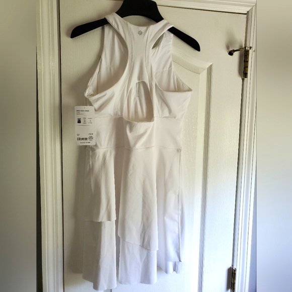 NWT Athleta Break Point Dress in Bright White A-C Cup Size Medium - Picture 3 of 7